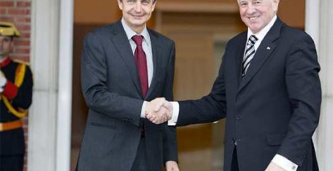 Zapatero advierte a las autonomías si no controlan el gasto