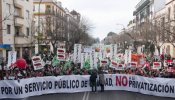 Una multitud de funcionarios sale a la calle en Andalucía