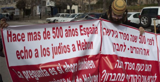 Colonos judíos de Hebrón reciben con abucheos a Trinidad Jiménez