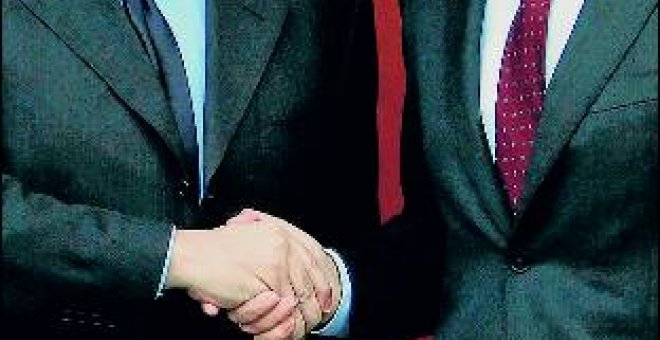 Zapatero respalda a Barroso y Rompuy frente a Merkel