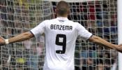 Benzema recoge el guante de Adebayor