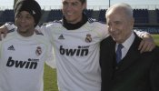 Simón Peres: "El Real Madrid es un símbolo de paz, lucháis sin matar y peleáis sin odiar"