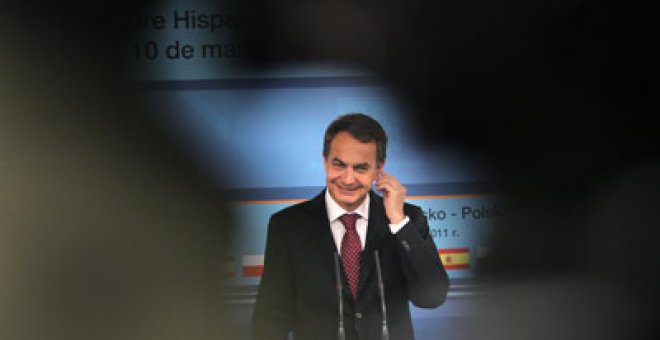 Zapatero defiende ante el Eurogrupo "alinear" salarios y productividad