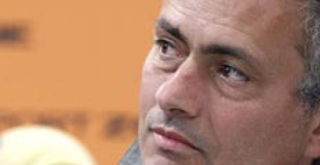 Mourinho contesta a Rosell: "Si soy yo, voy a la cárcel"