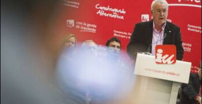 IU analizará "cuidadosamente" los pactos postelectorales con el PSOE