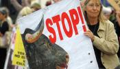 Antitaurinos critican que Aguirre subvencione los toros