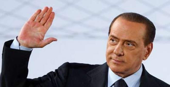 Berlusconi reveló en una cena que no se presentará a la reelección