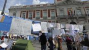 La acampada de Sol extiende las asambleas al resto de Madrid