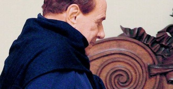 Berlusconi hace oídos sordos a la petición de primarias