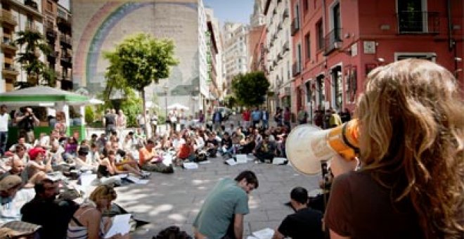 Acampados de todo el país analizan propuestas en la Puerta del Sol