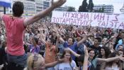 Los griegos vuelven a echarse a la calle contra el plan de austeridad