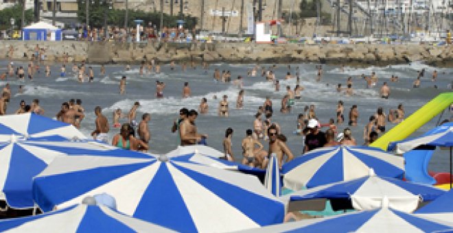 Se vende sol y playa para sacar a un país de la crisis