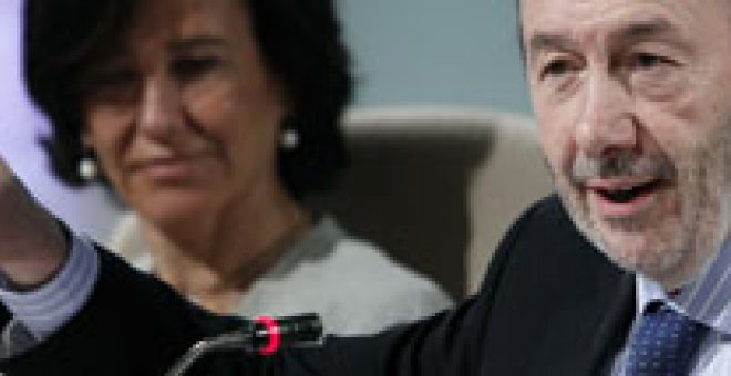 Rubalcaba dice que España no va a competir bajando los salarios