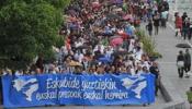 Miles de personas reclaman "todos los derechos" de los presos de ETA