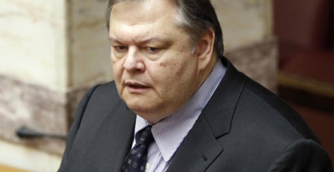 Papandreu nombra a Evangelos Venizelos como ministro de Finanzas