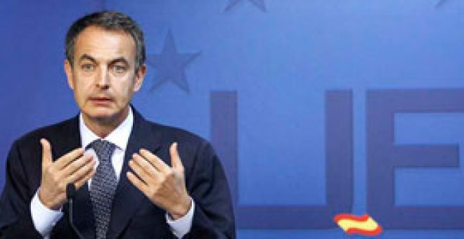 Zapatero pide al PP que deje su actitud "facilona"