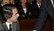 PSOE y PP vetan la reforma de los privilegios de Aznar y González