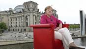 Merkel: "El problema son las deudas y no las agencias"