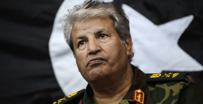 Misterio sobre el asesinato del jefe militar de la rebelión libia