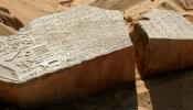 Descubierta una estela faraónica de hace más de 2.500 años en Egipto