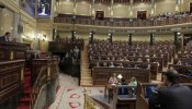 PSOE y PP pactan limitar el déﬁcit en la Constitución