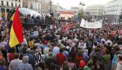 Sindicatos y el 15-M marchan a favor del referéndum