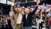 Zapatero pide a los jóvenes que "limpiaron el chapapote y a los caciques de los despachos" que voten a Touriño