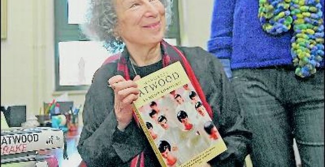 Margaret Atwood retoma el sentido poético