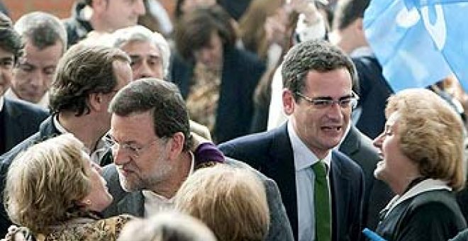 Rajoy: "Votar al PSE es una ruleta rusa, y al PNV, menos libertad"