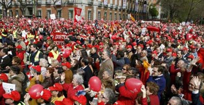 Miles de antiabortistas salen a la calle contra la reforma de la ley