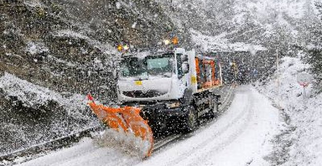 Cinco provincias del noreste siguen en alerta naranja por las nevadas