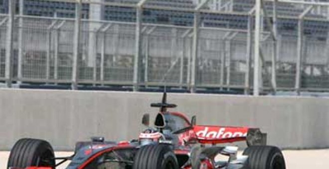 La FIA congela la suspensión a McLaren por sus mentiras
