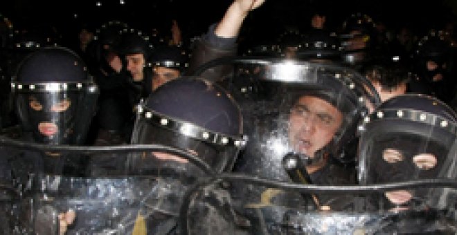 La presión contra Saakashvili se multiplica en la calle