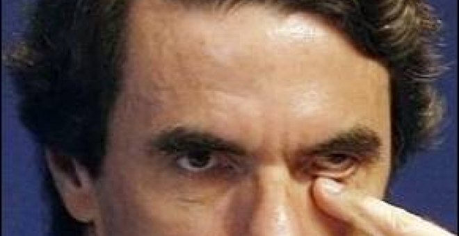 Aznar tiene una "confianza plena" en Rajoy: "Lo está haciendo bien"