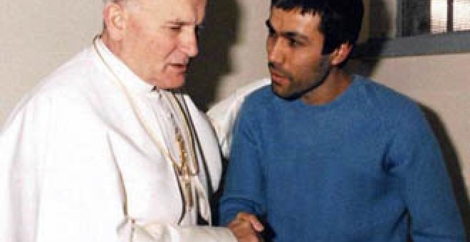 Ali Agca quiere bautizarse en el Vaticano