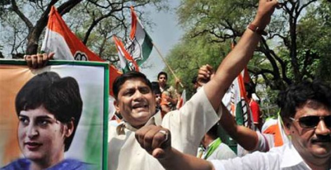 El partido de Sonia Gandhi se impone con solvencia en las elecciones indias