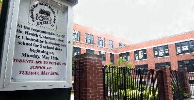 Nueva York ordena el cierre de otras cuatro escuelas por la gripe
