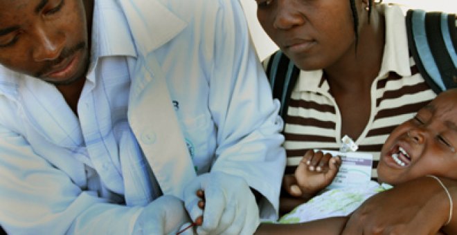 La vacuna contra la malaria entra en su última fase