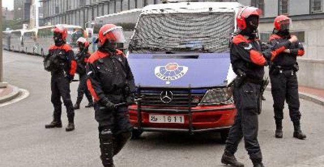 Dos detenidos en Vitoria en una operación contra la violencia callejera