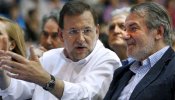 Rajoy: "Yo no voy a preguntar cuántos escoltas lleva González"