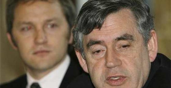 El Gobierno de Gordon Brown agoniza