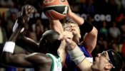 El Barcelona vence al Unicaja en la prórroga y jugará la final contra el Tau