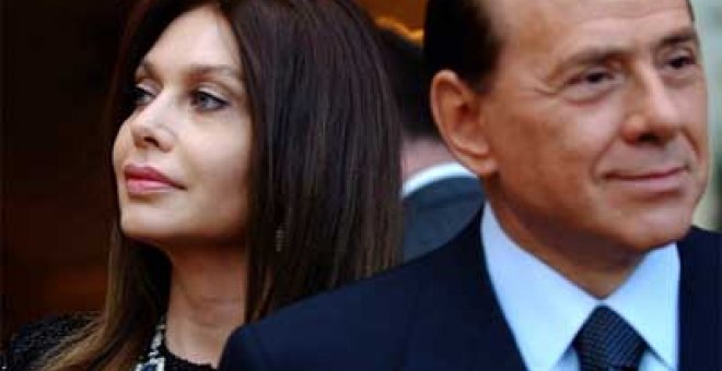 La mujer de Berlusconi siente desprestigiada su dignidad