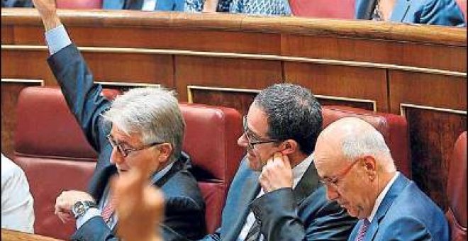 El PSOE da por perdido el voto de CiU en el Presupuesto