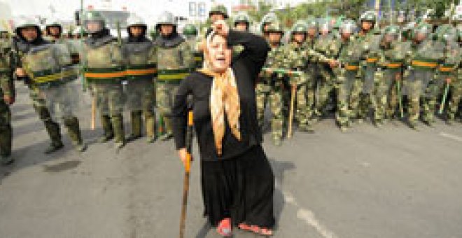 El Ejército toma las calles de Urumqi