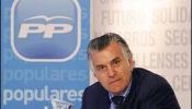 Dimite el tesorero del PP, Luis Bárcenas