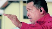 Chávez le pregunta a Clinton si cree que se chupa el dedo