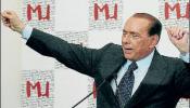 Berlusconi recibió a treinta prostitutas de lujo en su casa