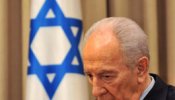 Simon Peres sale del hospital tras desmayarse en público