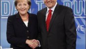 Steinmeier ataca a Merkel por sus lazos con los banqueros